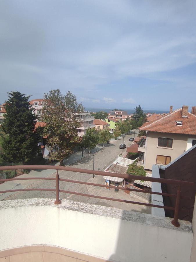 Хотел Андре Hotel Chernomorets Eksteriør billede