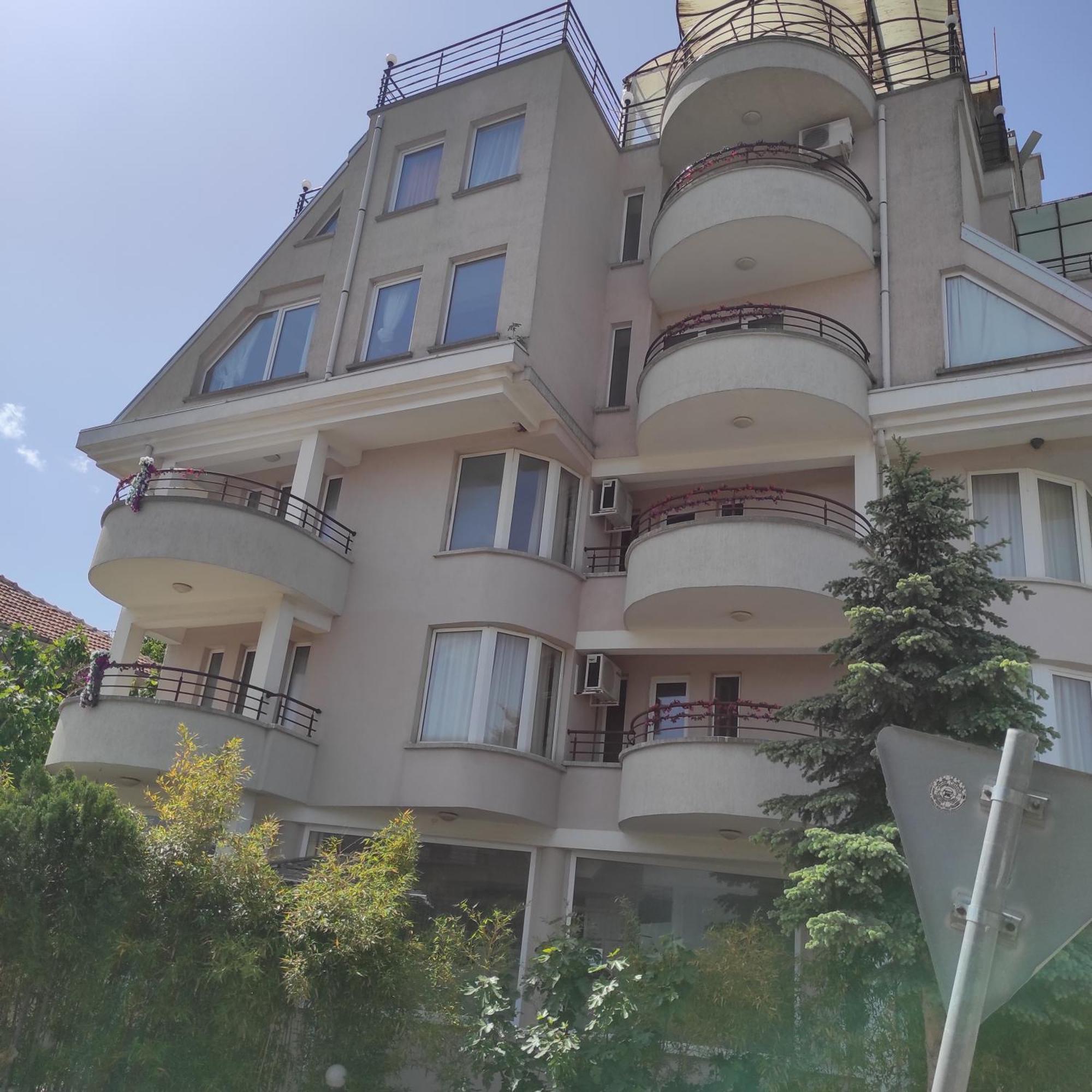 Хотел Андре Hotel Chernomorets Eksteriør billede