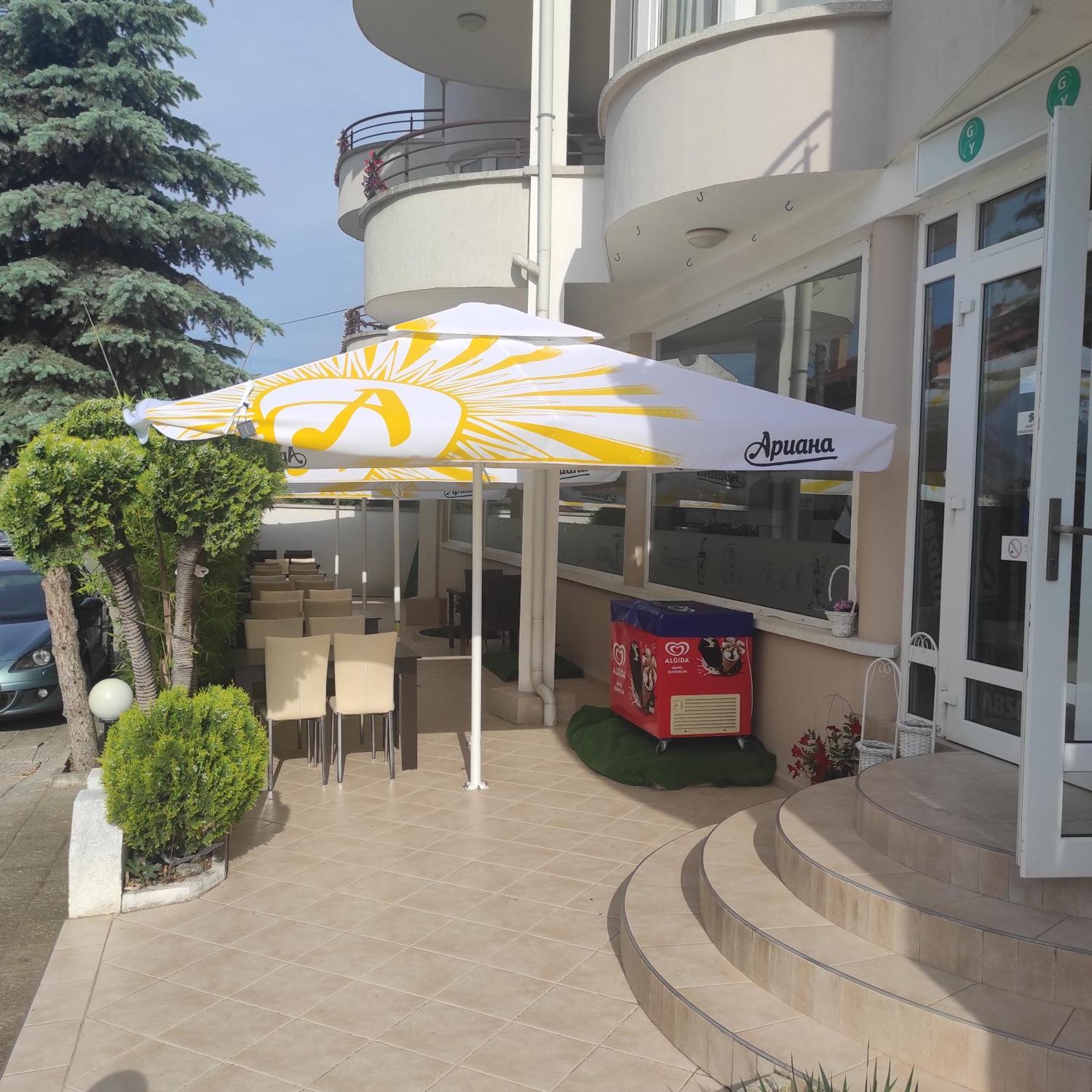 Хотел Андре Hotel Chernomorets Eksteriør billede